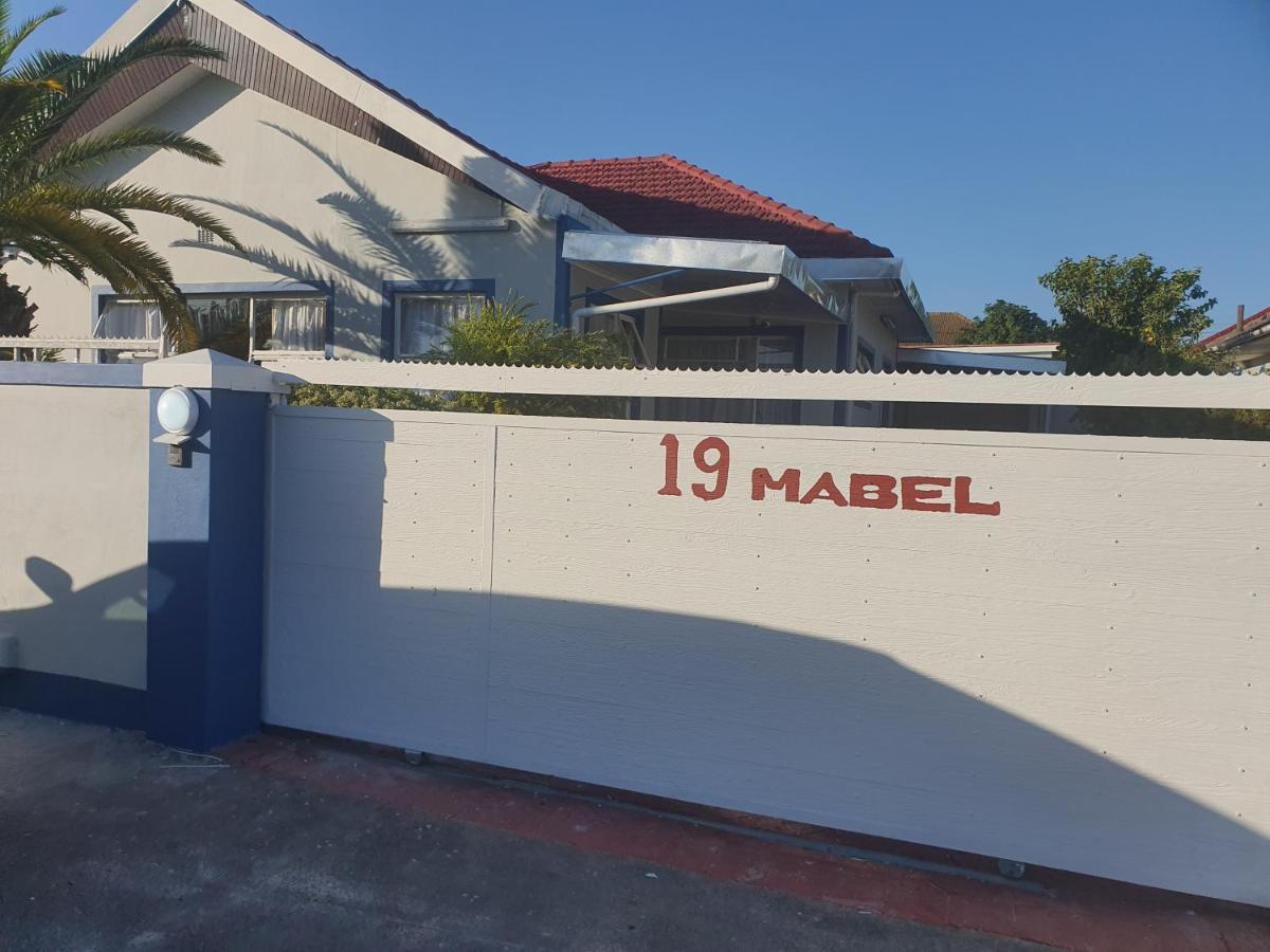 Mabel *